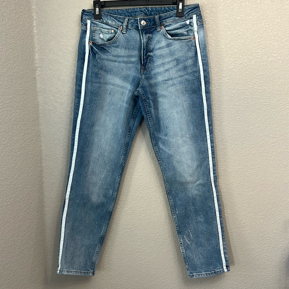 H&M & Denim Regular Waist Girlfriend Fit White Stripe Jeans Size 29